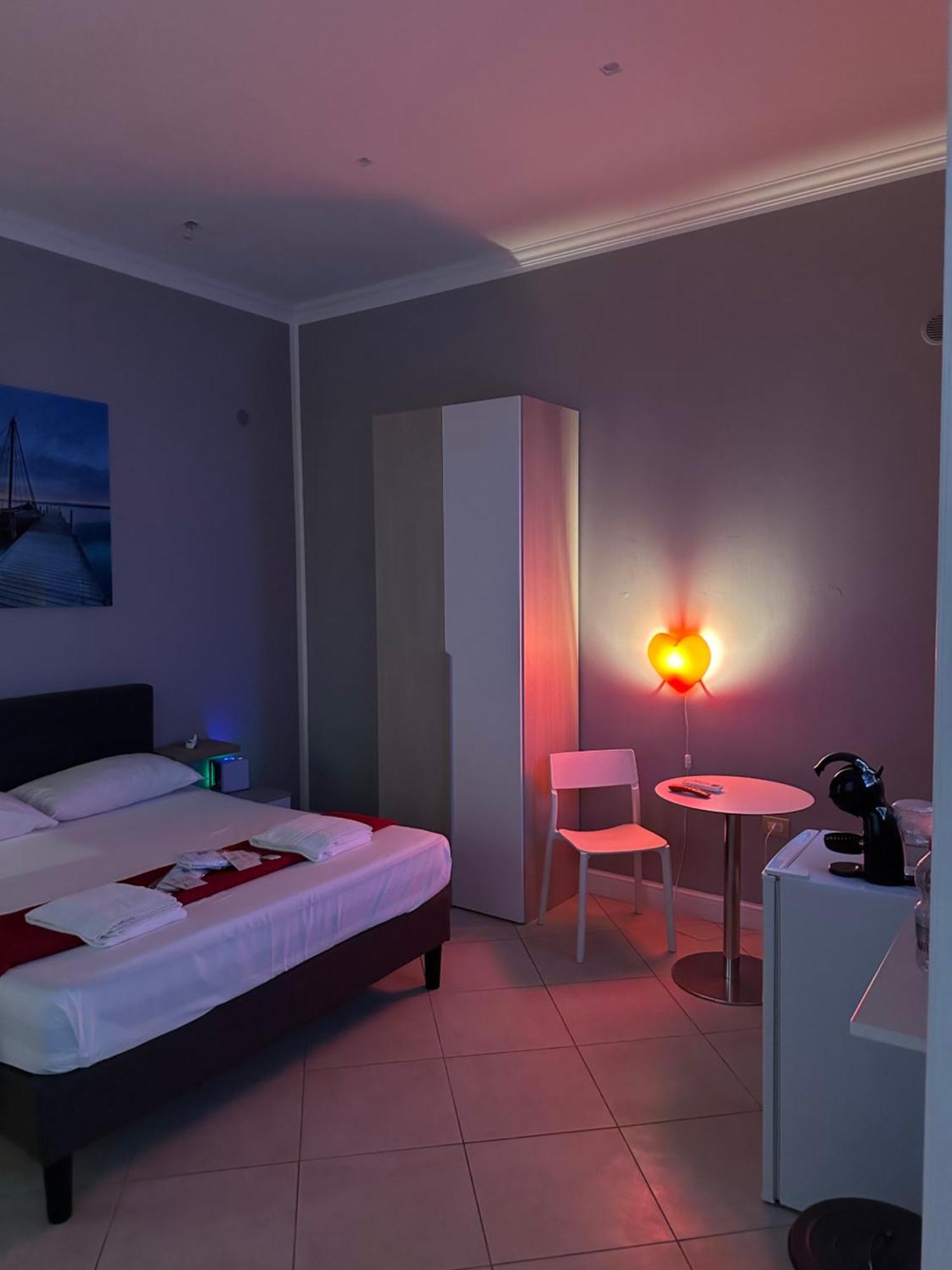 Amica Taranto SuiteHome Exterior foto